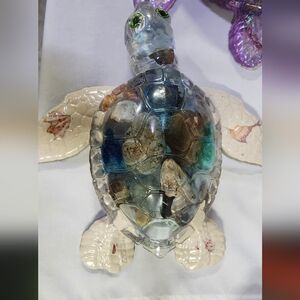 Resin turtle